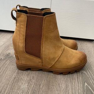 Women’s Sorel Joan of Arctic Wedge Chelsea bootie